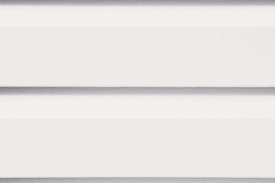 Colonial White | CertainTeed Monogram Siding